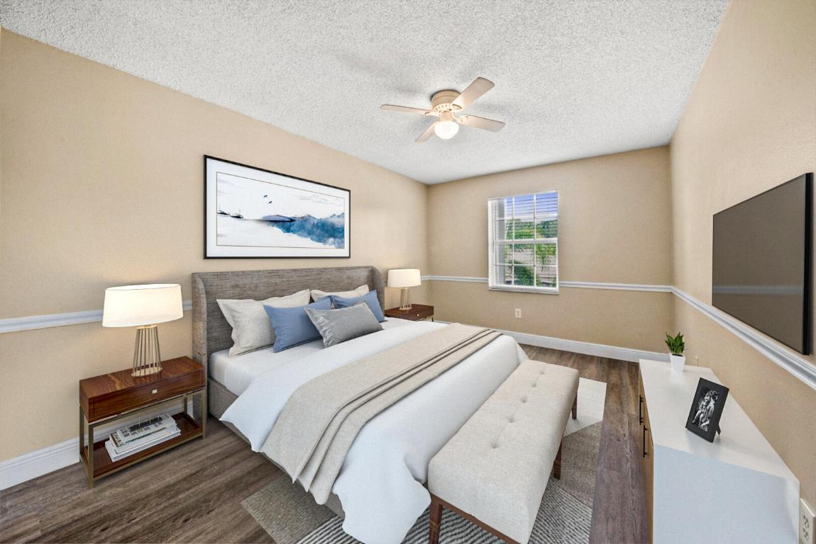 16060 La Costa Drive, Weston