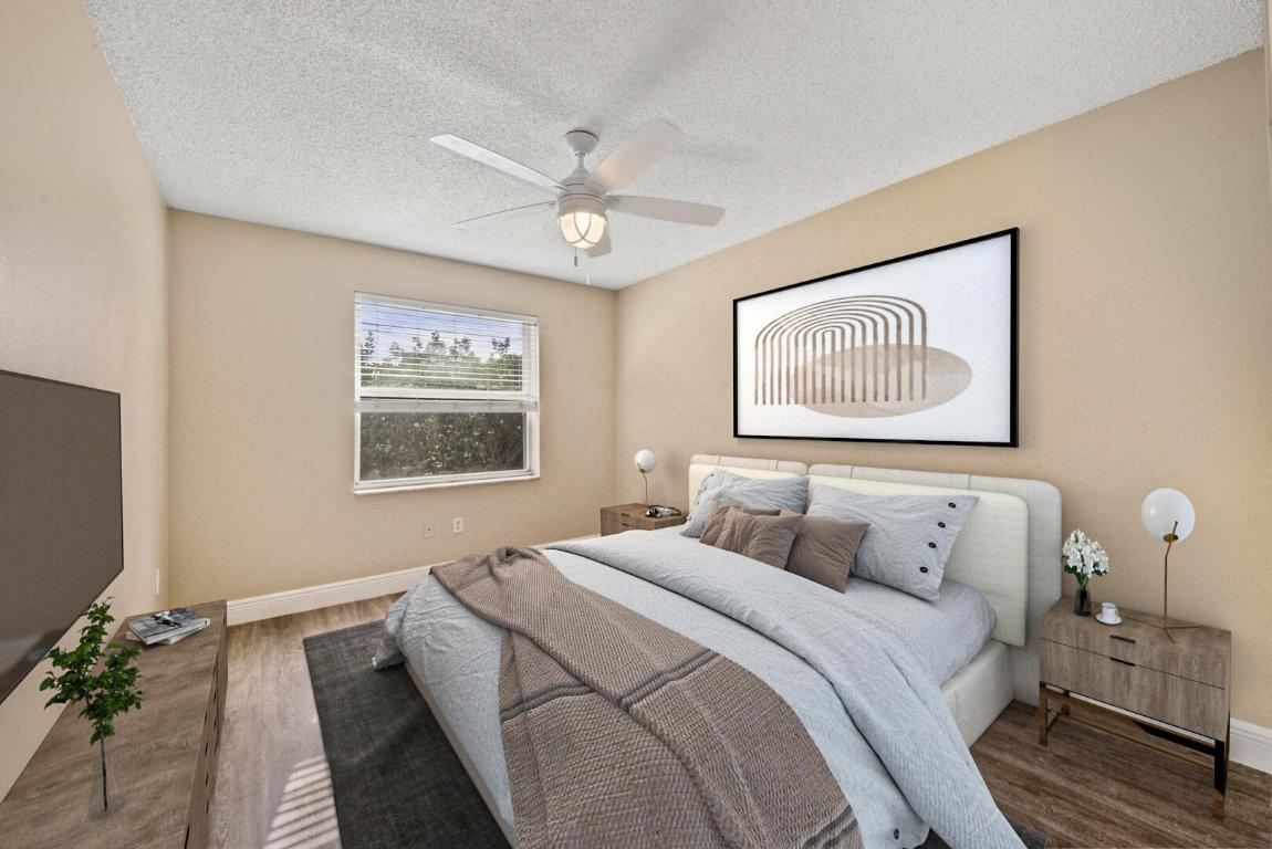 16060 La Costa Drive, Weston