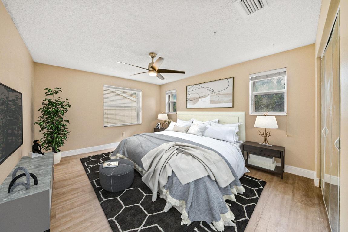 16060 La Costa Drive, Weston