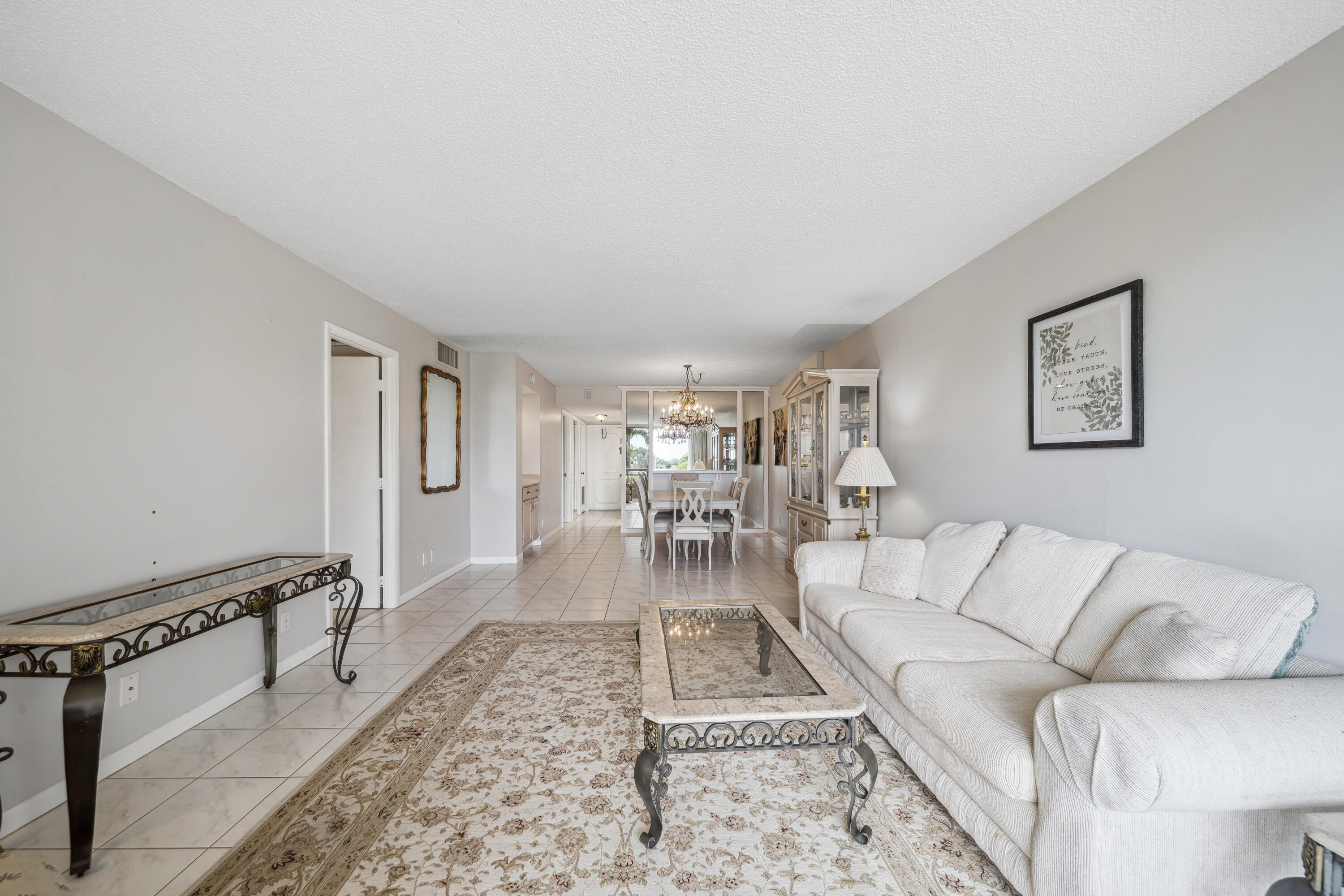 555 NW 4th Avenue Unit: 1240