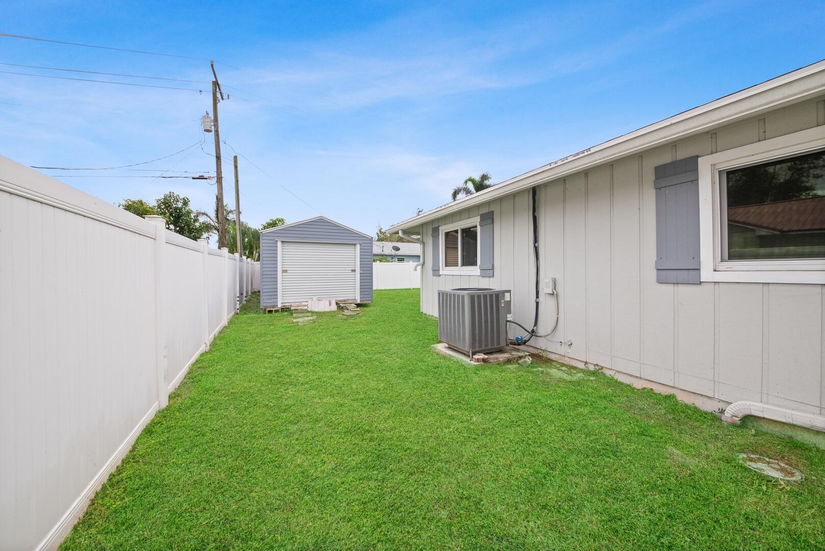 9240 Bracelet Drive, Lake Worth