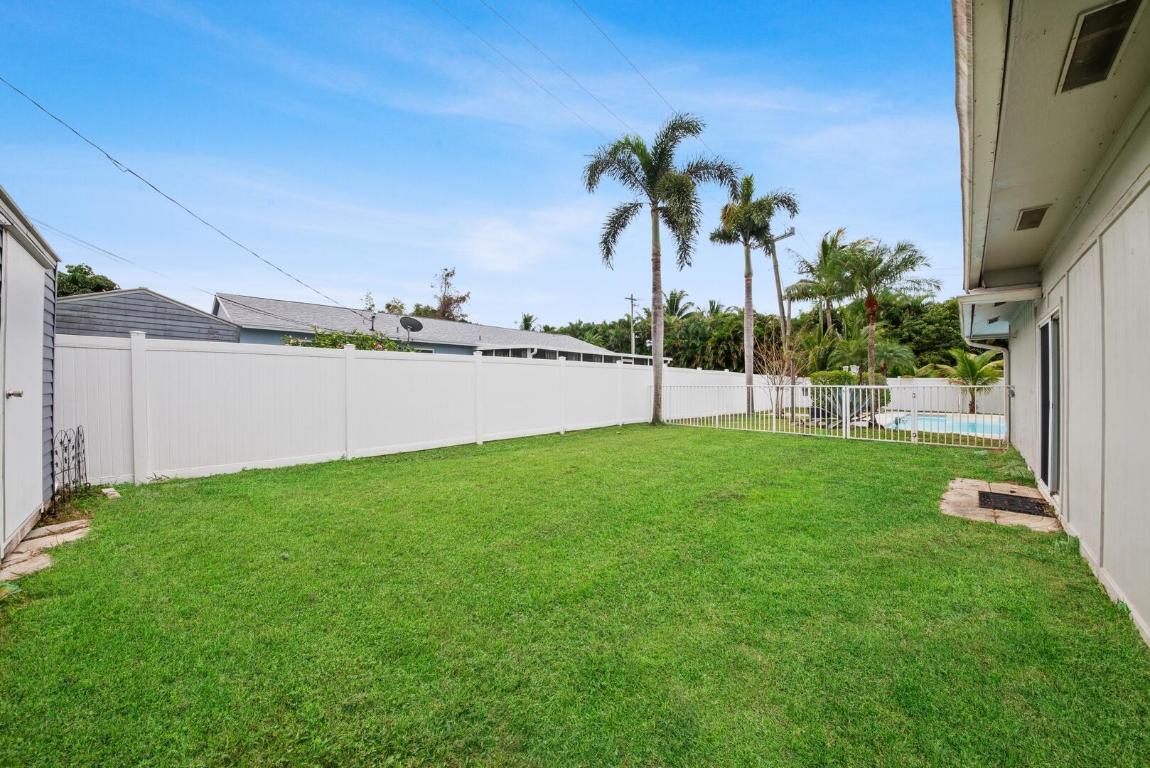 9240 Bracelet Drive, Lake Worth