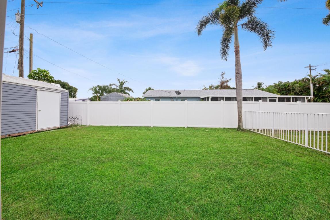 9240 Bracelet Drive, Lake Worth