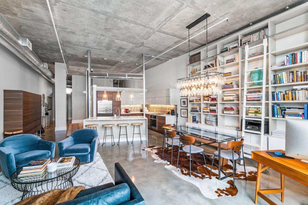 180 NE 4th Avenue Unit: 403