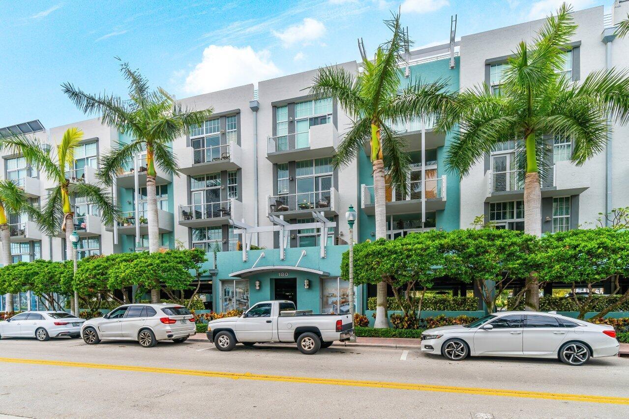 180 NE 4th Avenue Unit: 403