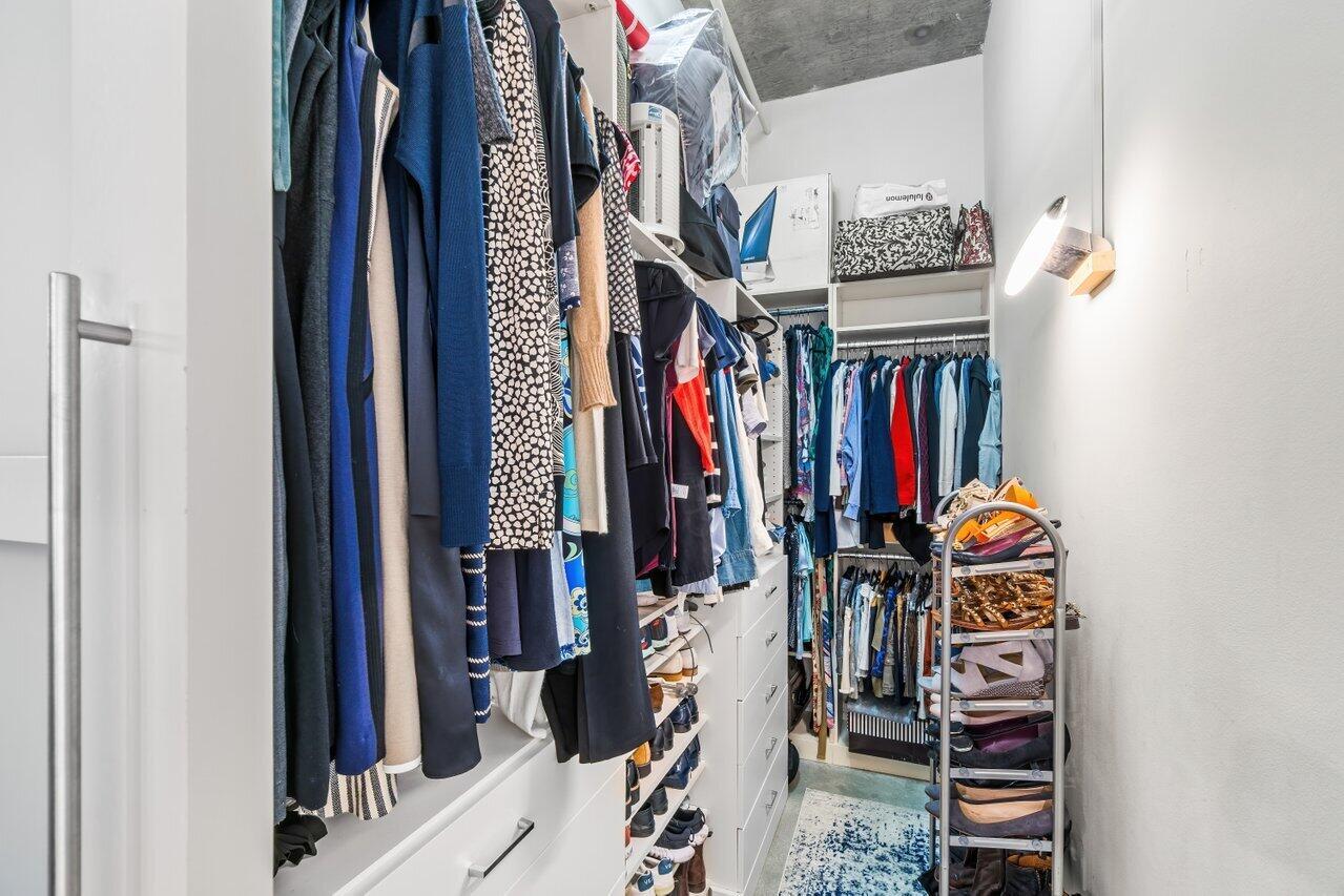 180 NE 4th Avenue Unit: 403