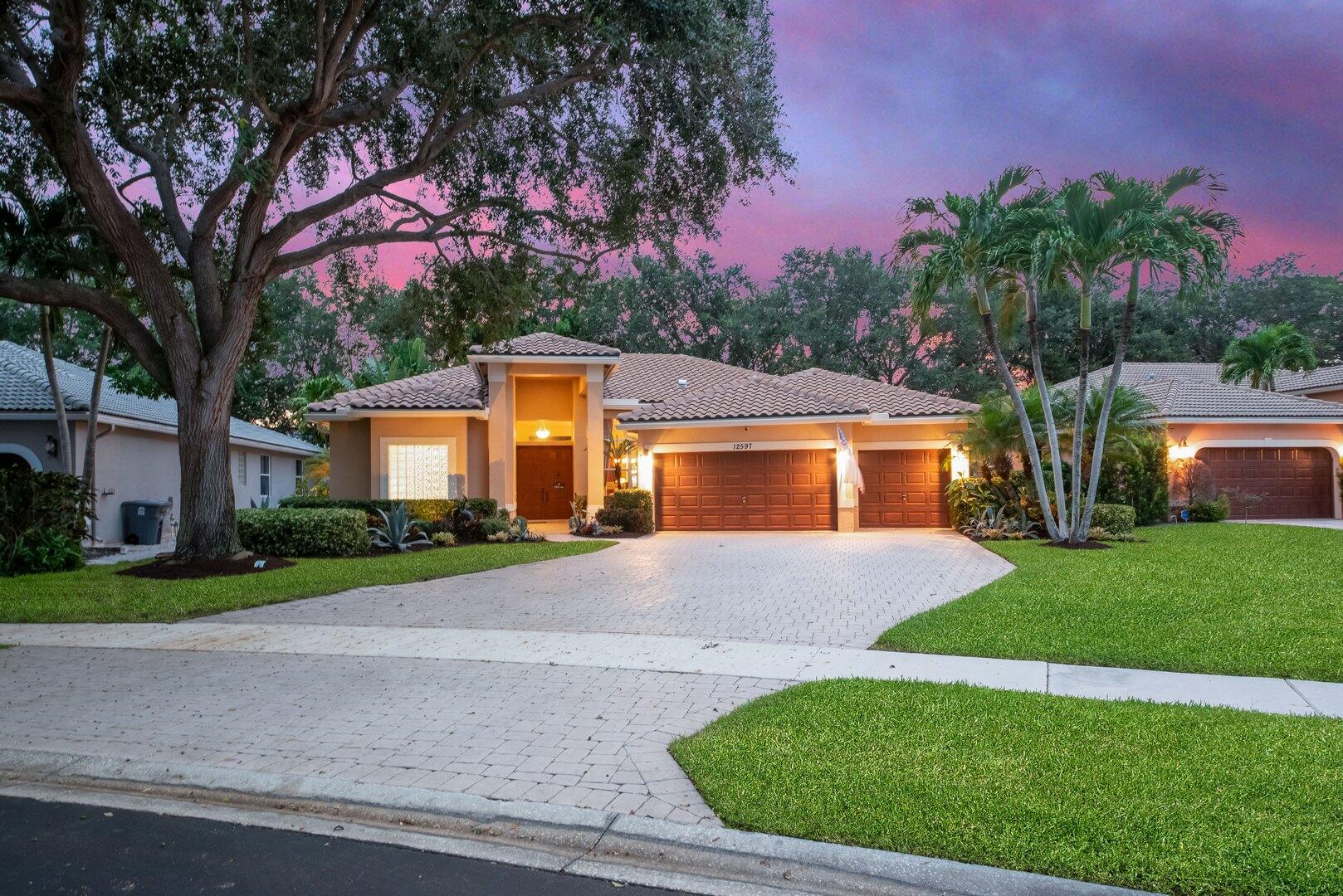 12597 Oak Run Court, Boynton Beach