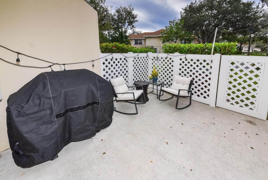 8122 Northboro Court 22d, Lake Clarke Shores Unit: 22d