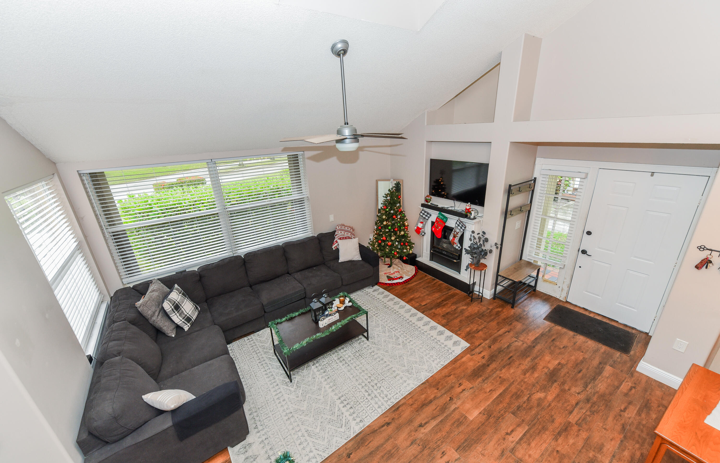 8122 Northboro Court 22d, Lake Clarke Shores Unit: 22d