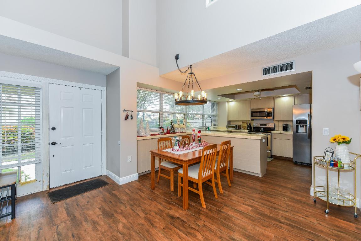 8122 Northboro Court 22d, Lake Clarke Shores Unit: 22d