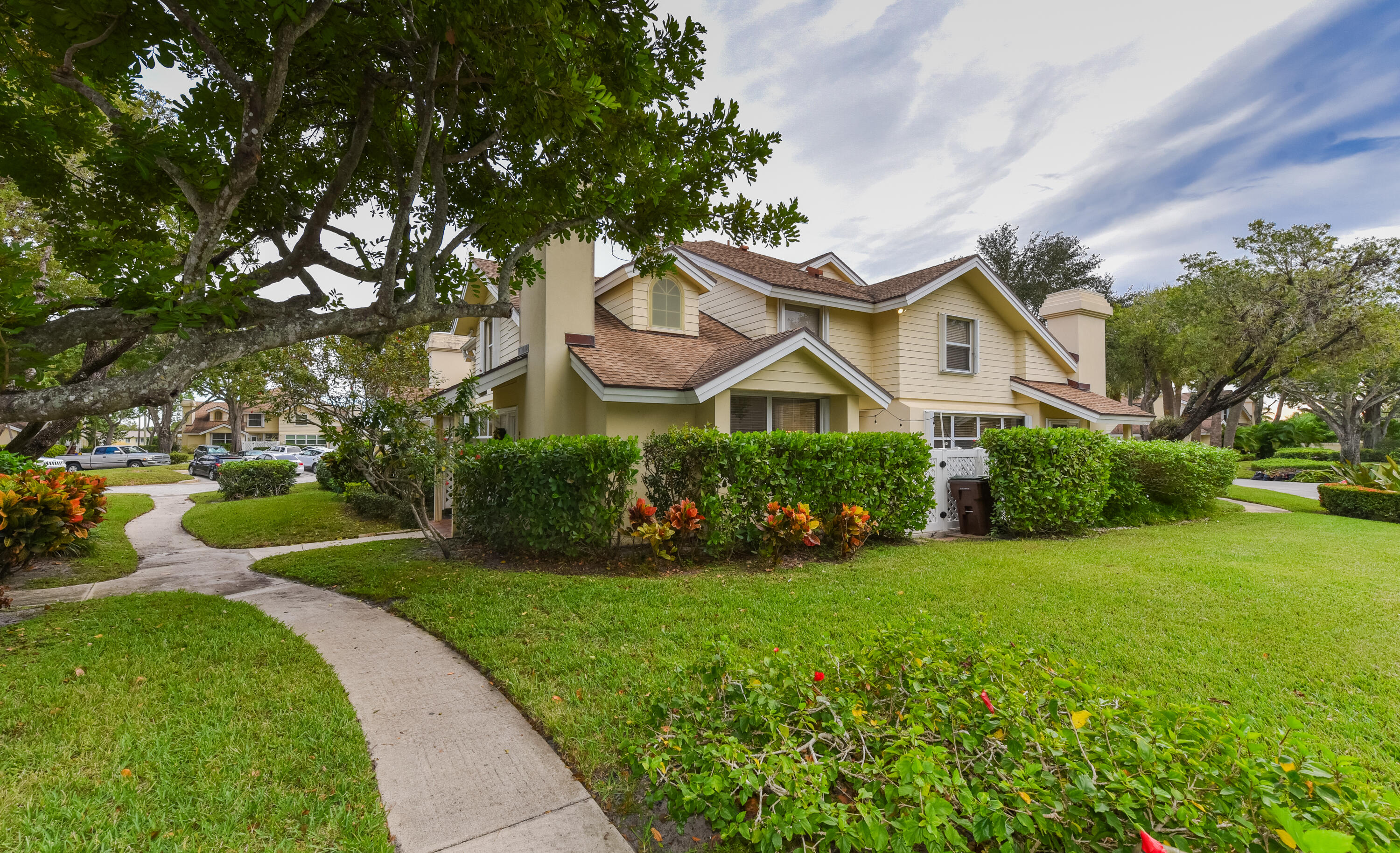 8122 Northboro Court 22d, Lake Clarke Shores Unit: 22d