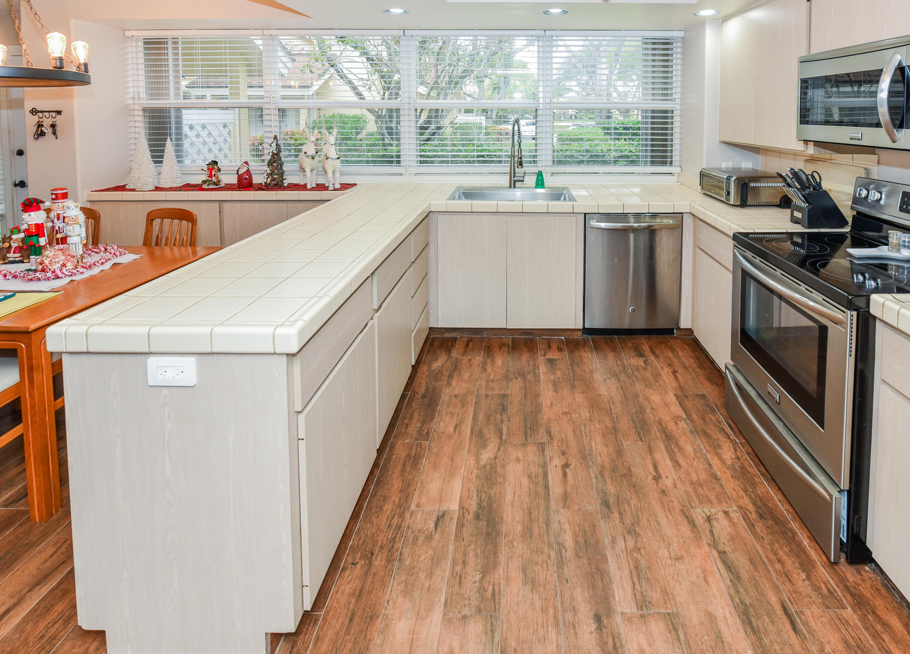 8122 Northboro Court 22d, Lake Clarke Shores Unit: 22d