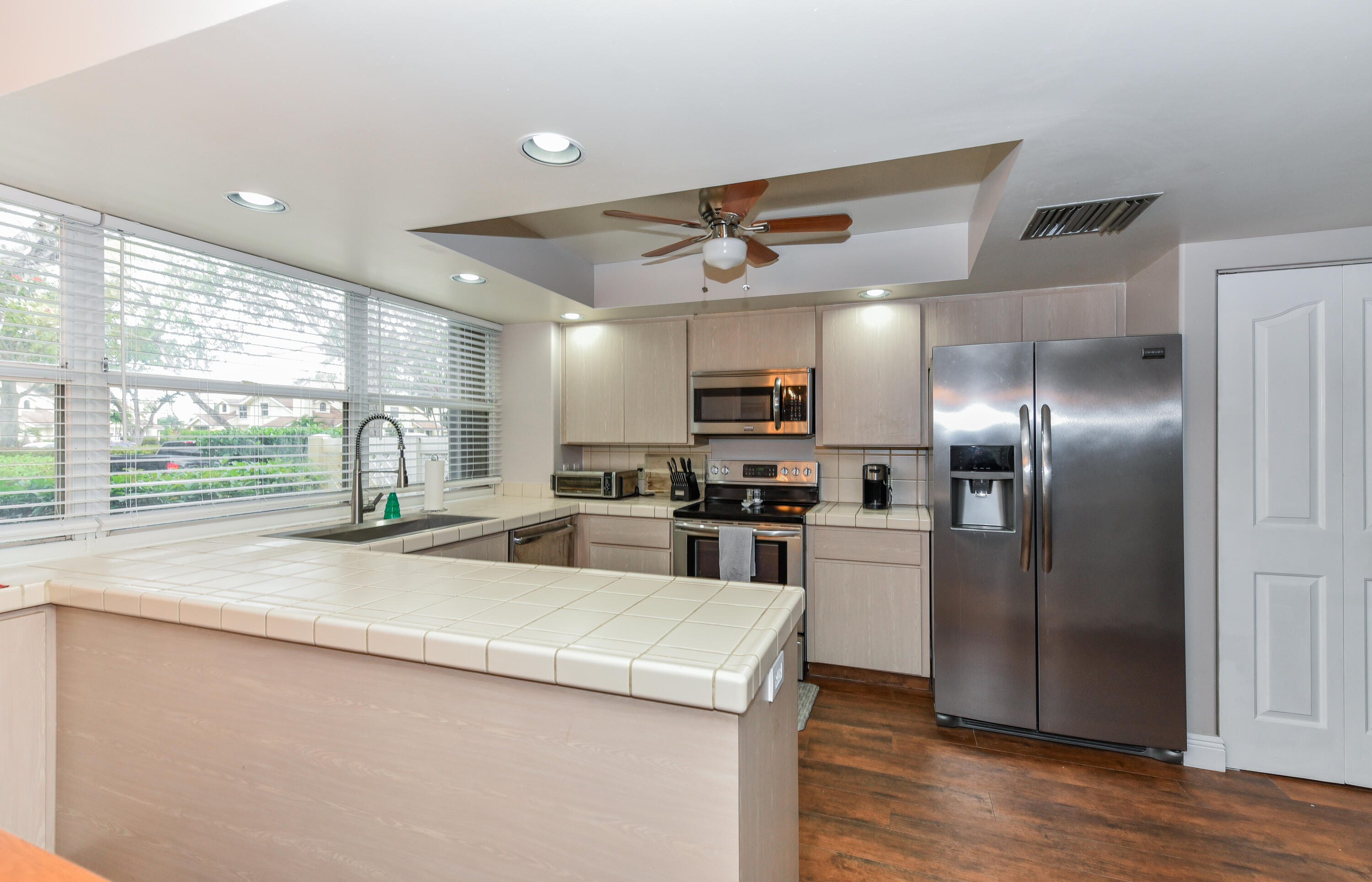 8122 Northboro Court 22d, Lake Clarke Shores Unit: 22d