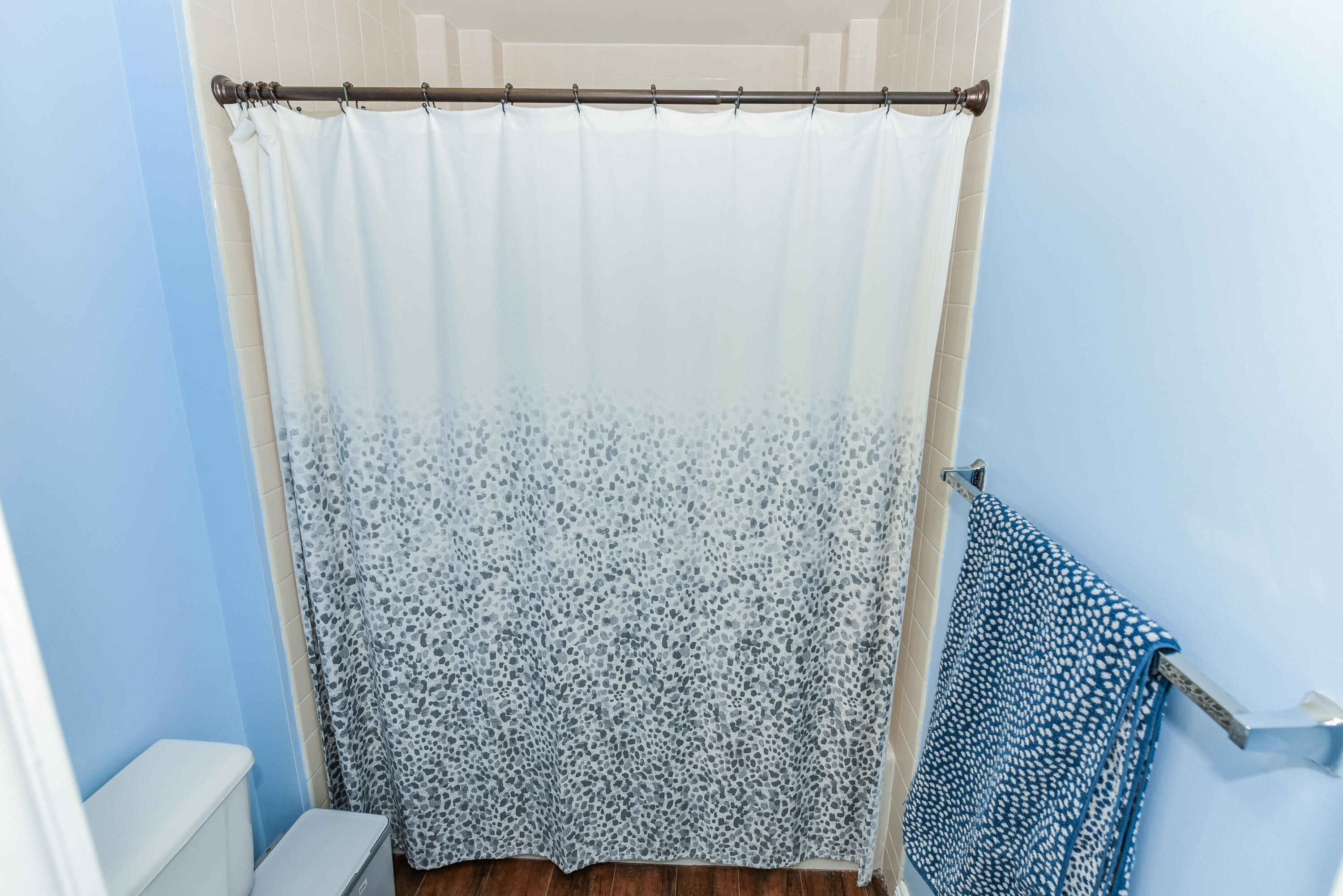 8122 Northboro Court 22d, Lake Clarke Shores Unit: 22d