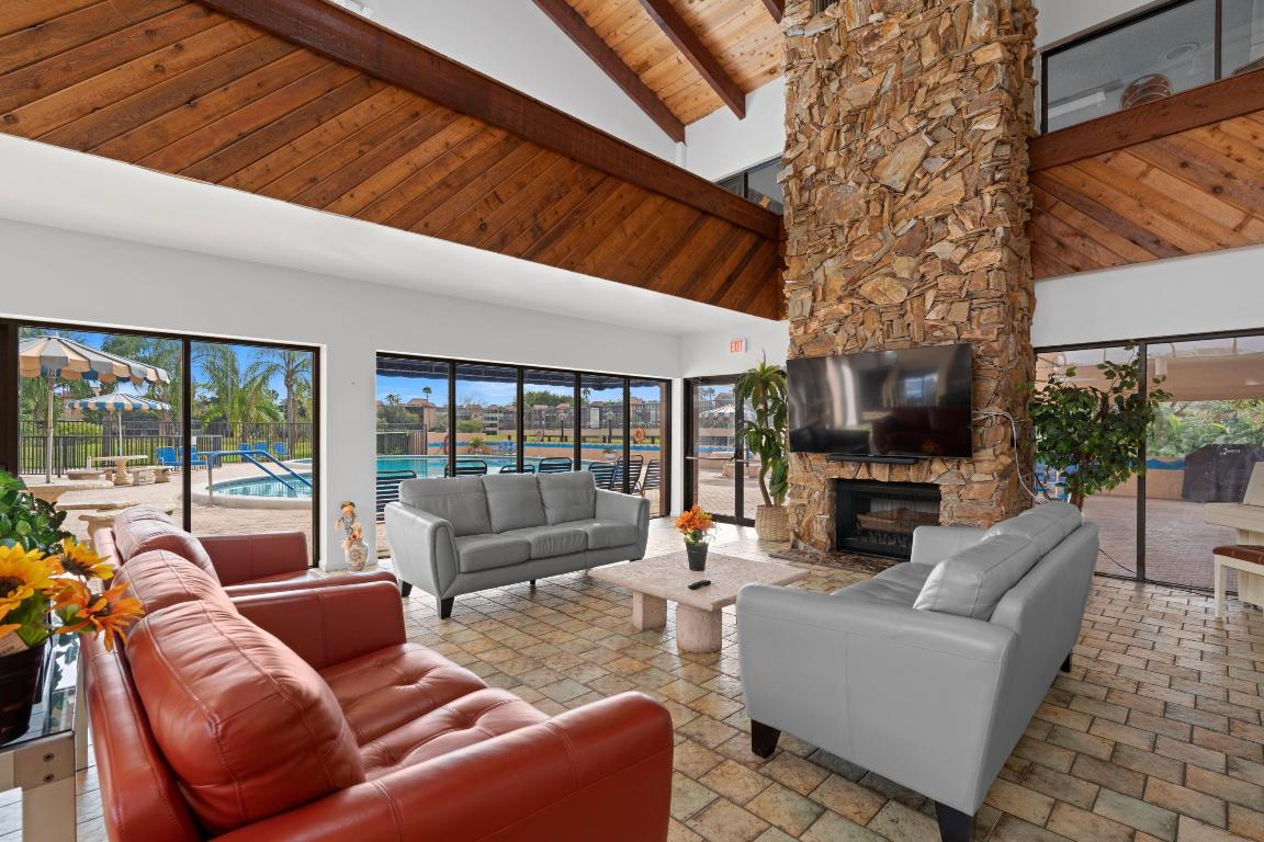 7300 Lake Cir Drive 105, Margate Unit: 105