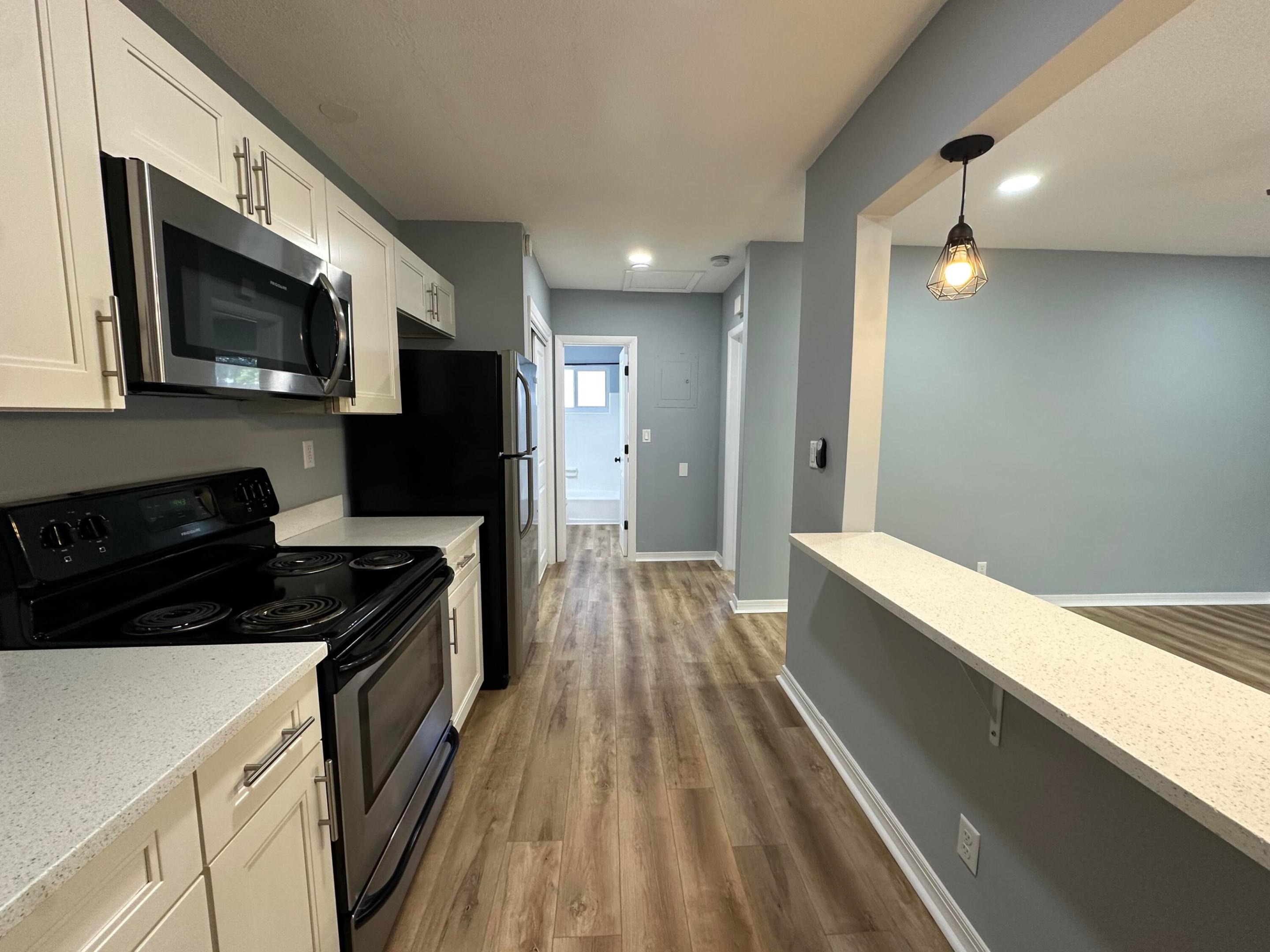 812 NE 17th Street Unit: 2