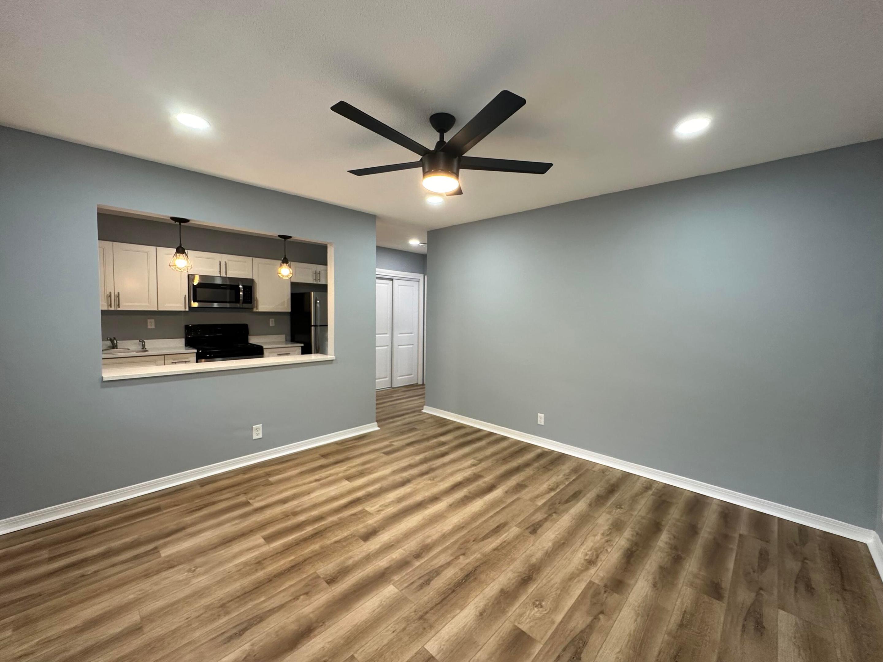 812 NE 17th Street Unit: 2