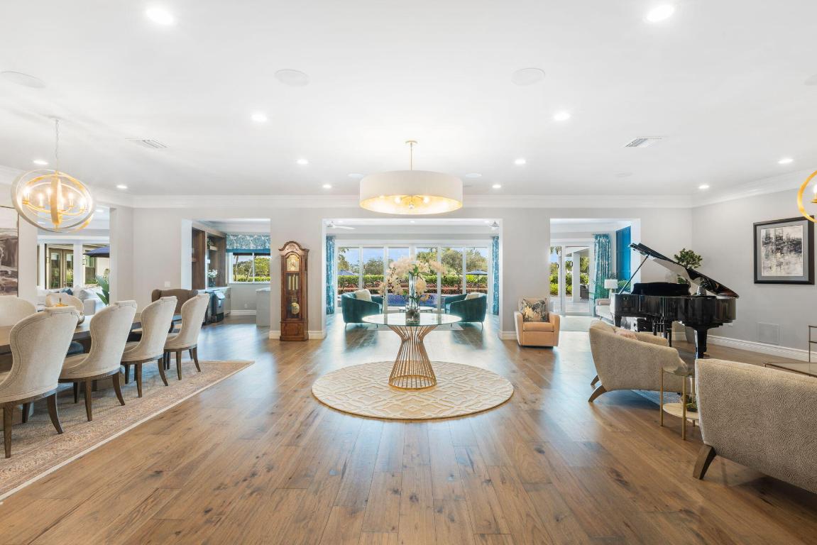 600 Atlantis Estates Way, Atlantis