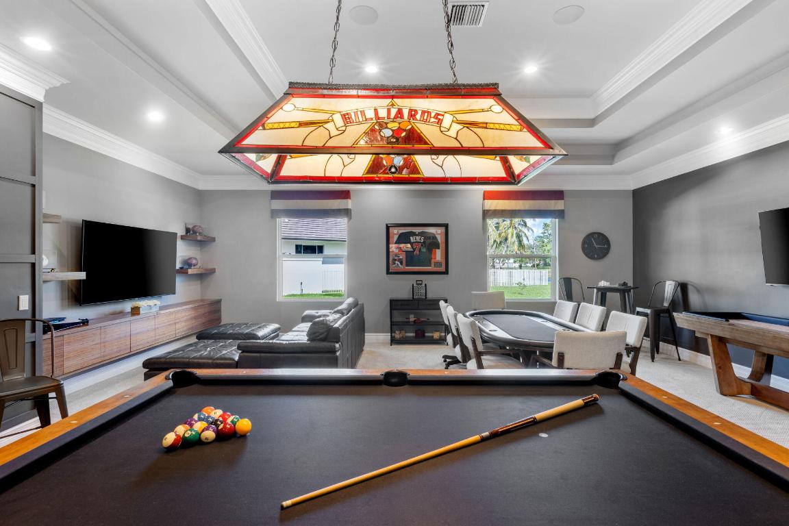 600 Atlantis Estates Way, Atlantis