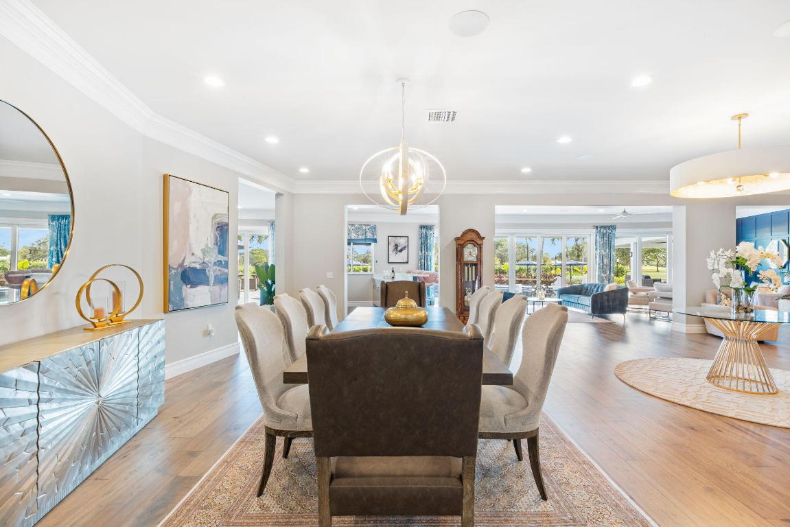 600 Atlantis Estates Way, Atlantis