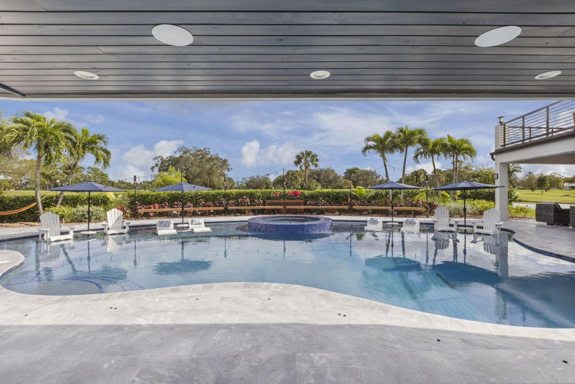 600 Atlantis Estates Way, Atlantis