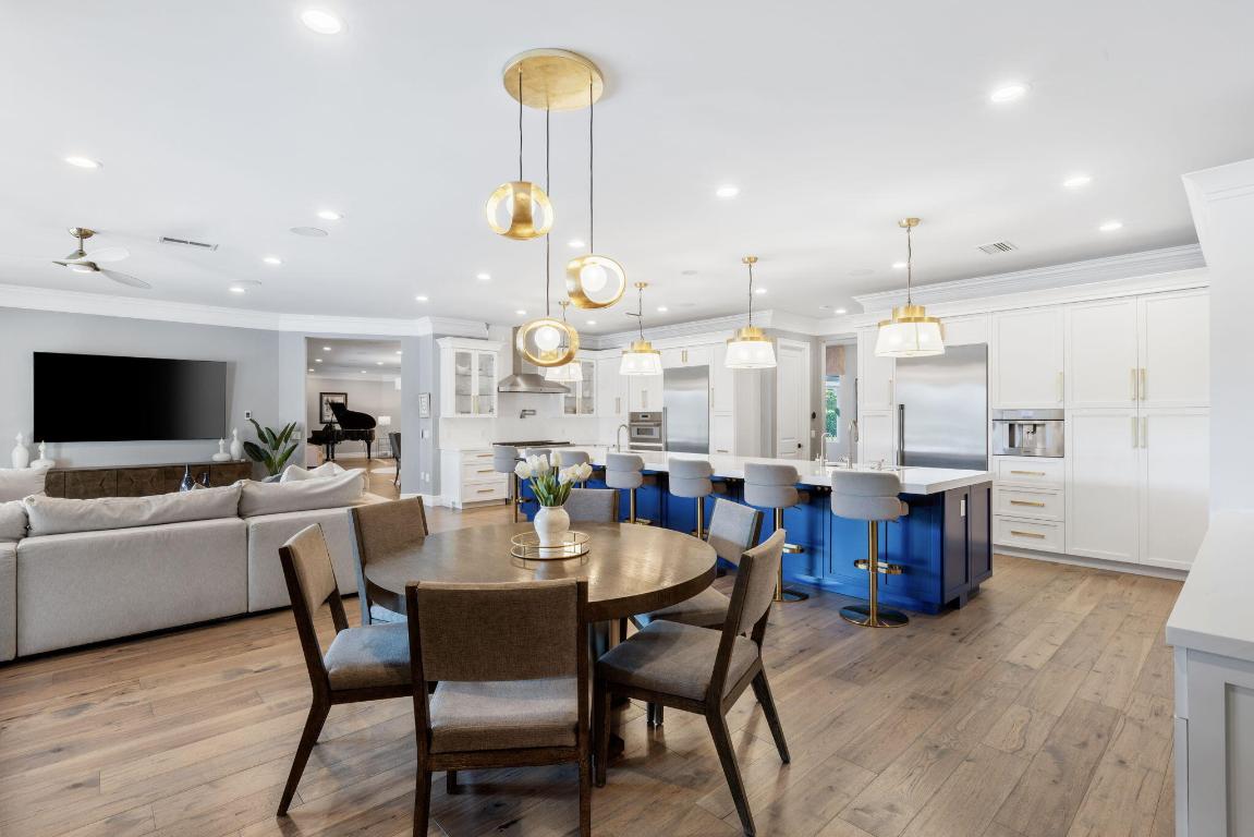 600 Atlantis Estates Way, Atlantis