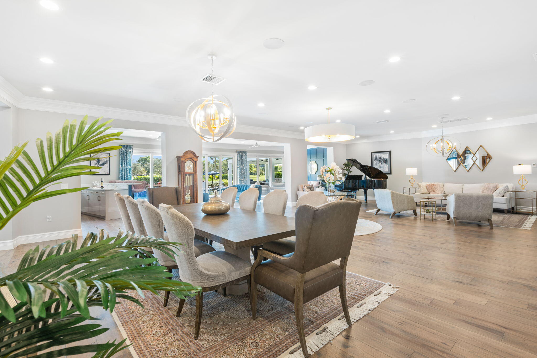 600 Atlantis Estates Way, Atlantis