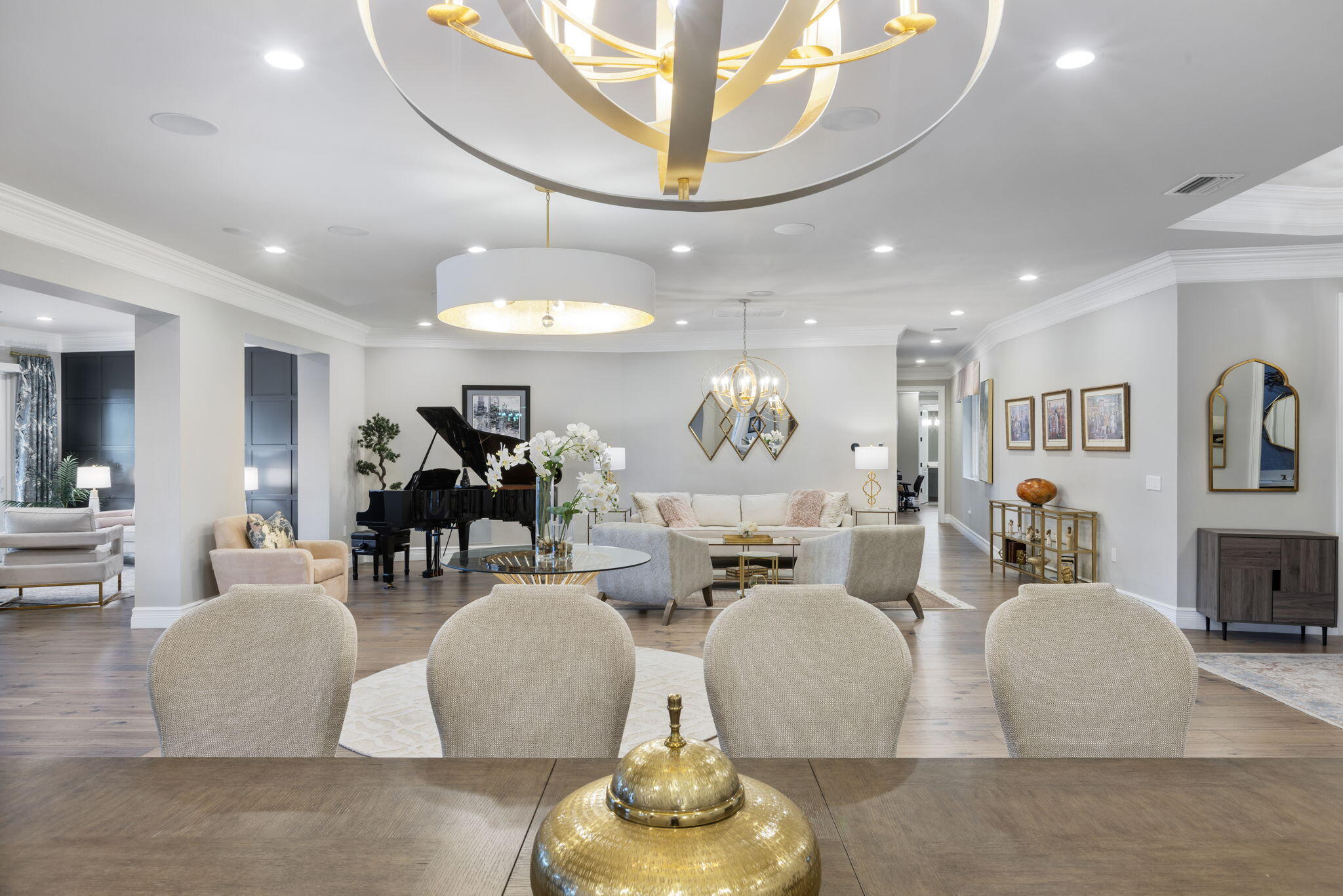 600 Atlantis Estates Way, Atlantis