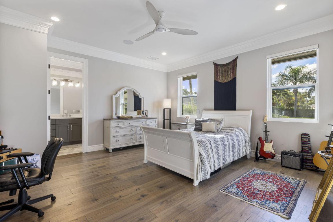 600 Atlantis Estates Way, Atlantis