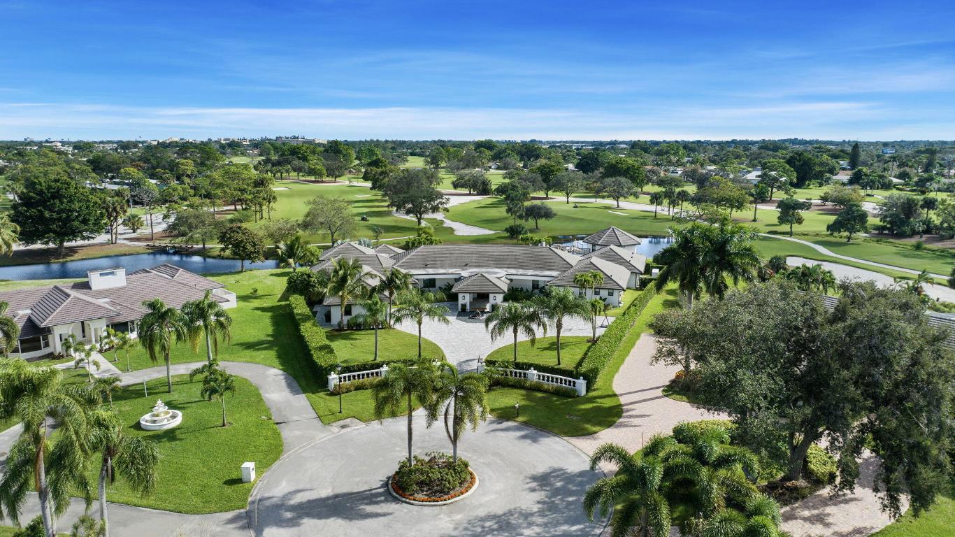 600 Atlantis Estates Way, Atlantis