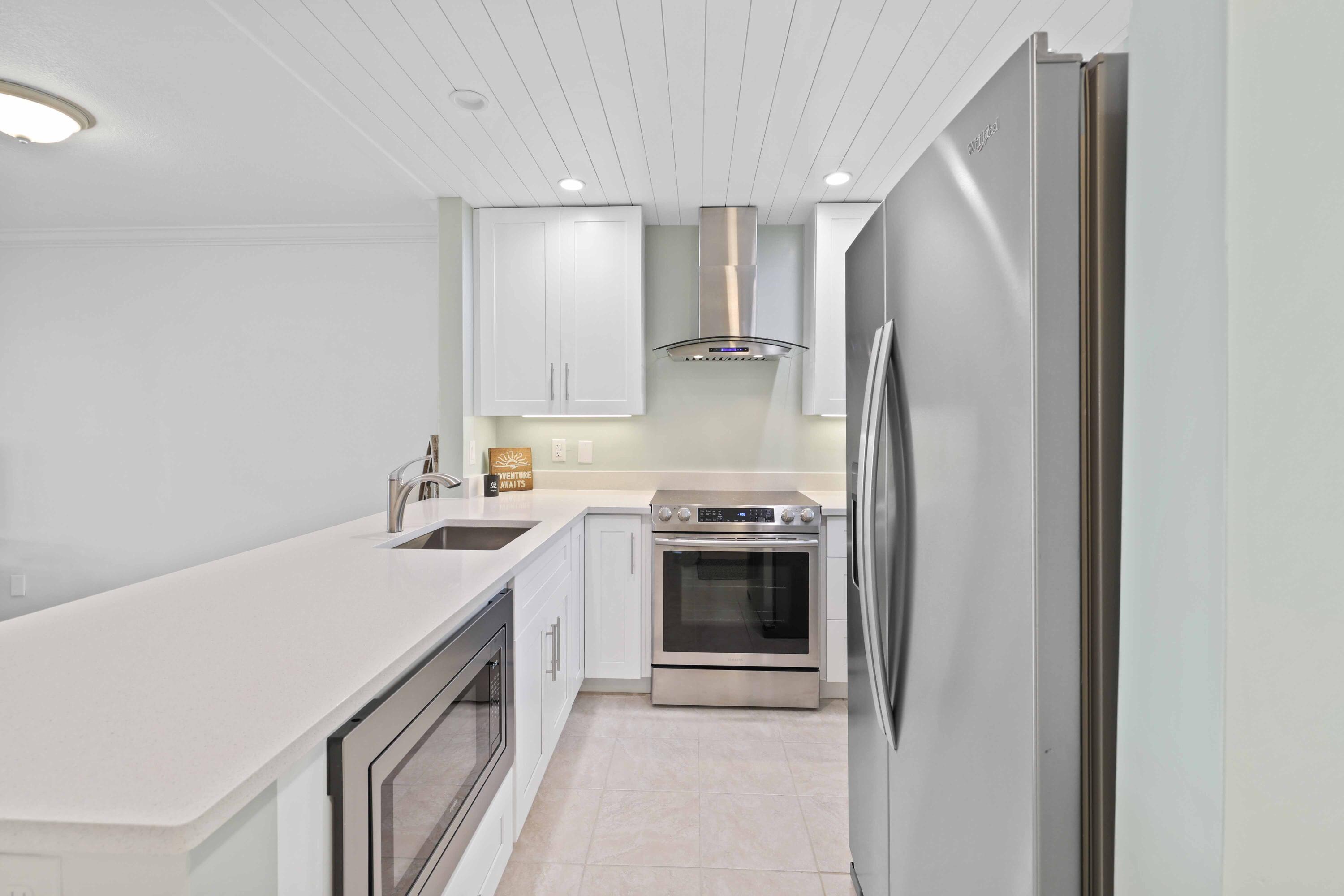 3851 N Ocean Boulevard Unit: 112