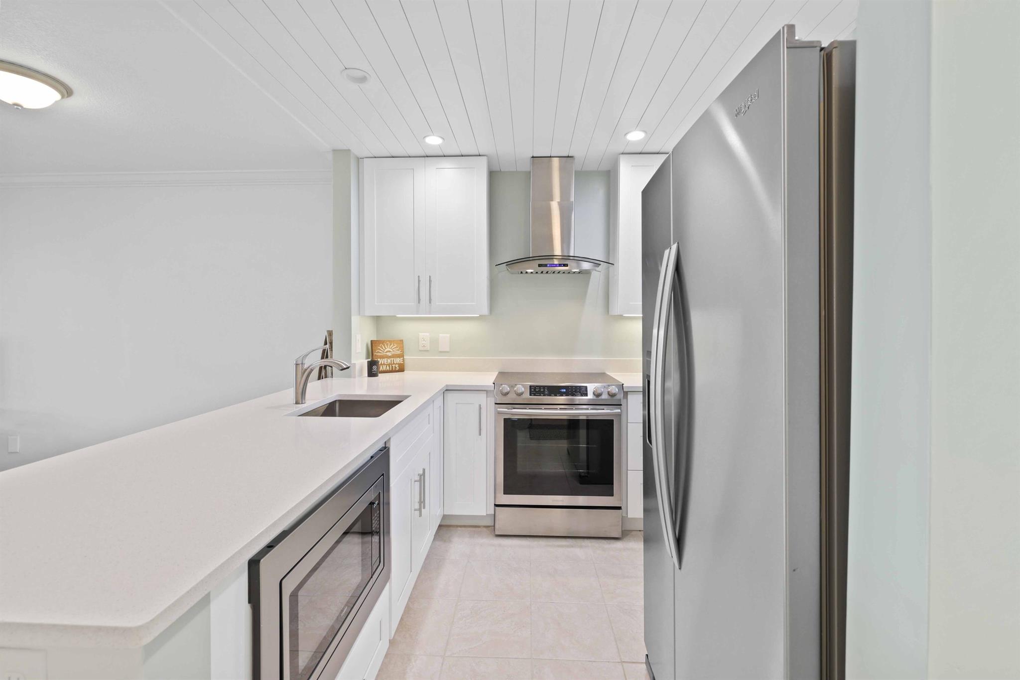 3851 N Ocean Boulevard Unit: 112