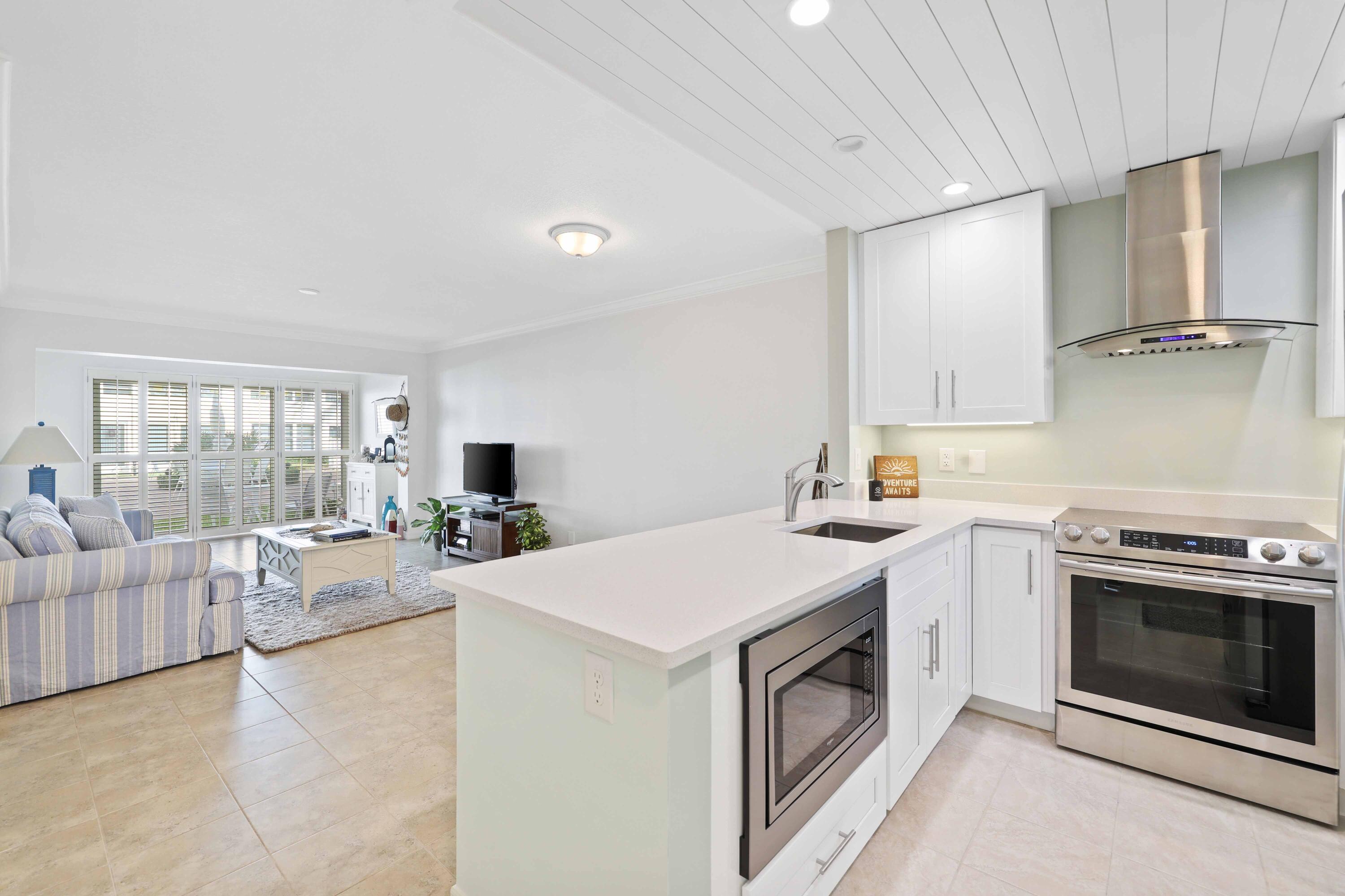 3851 N Ocean Boulevard Unit: 112