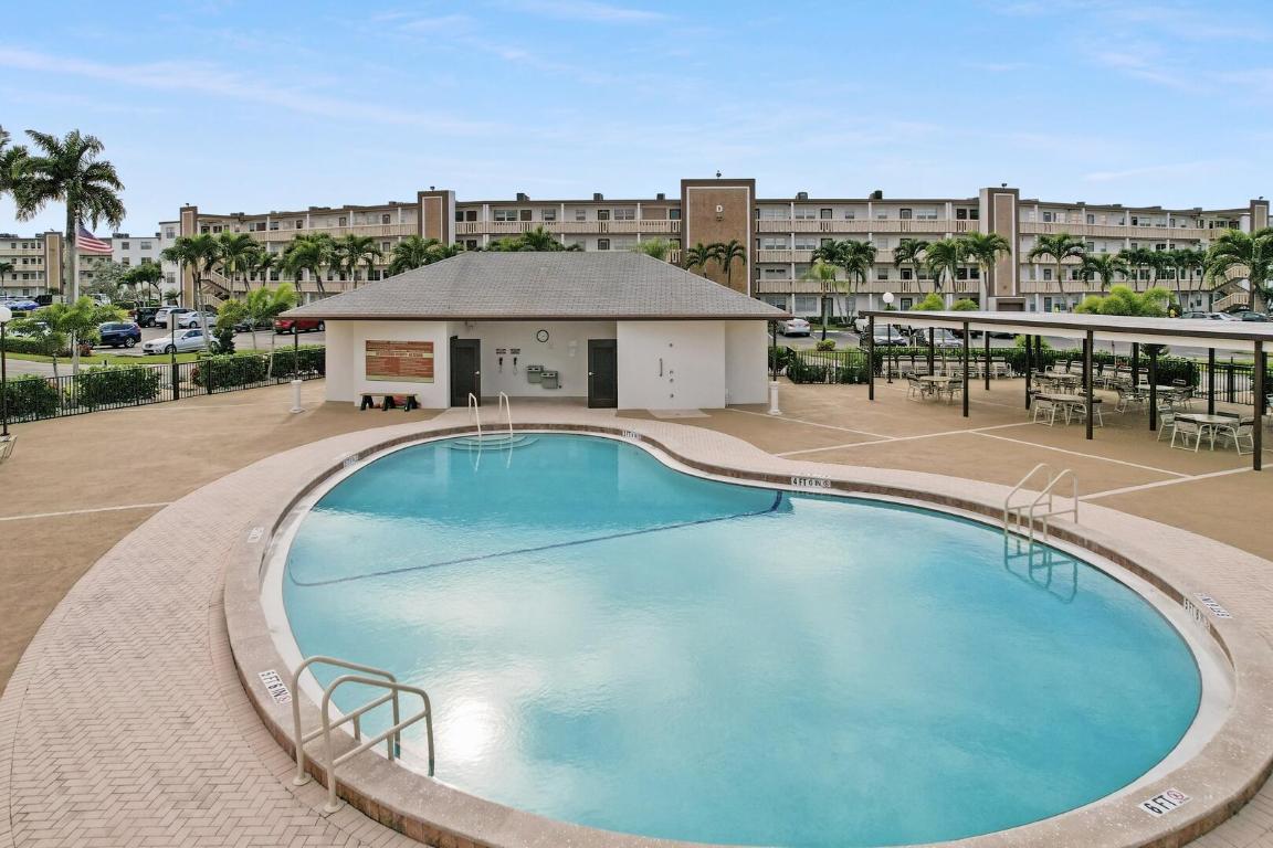 2043 Guildford C, Boca Raton