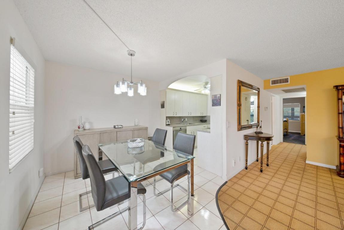 2043 Guildford C, Boca Raton