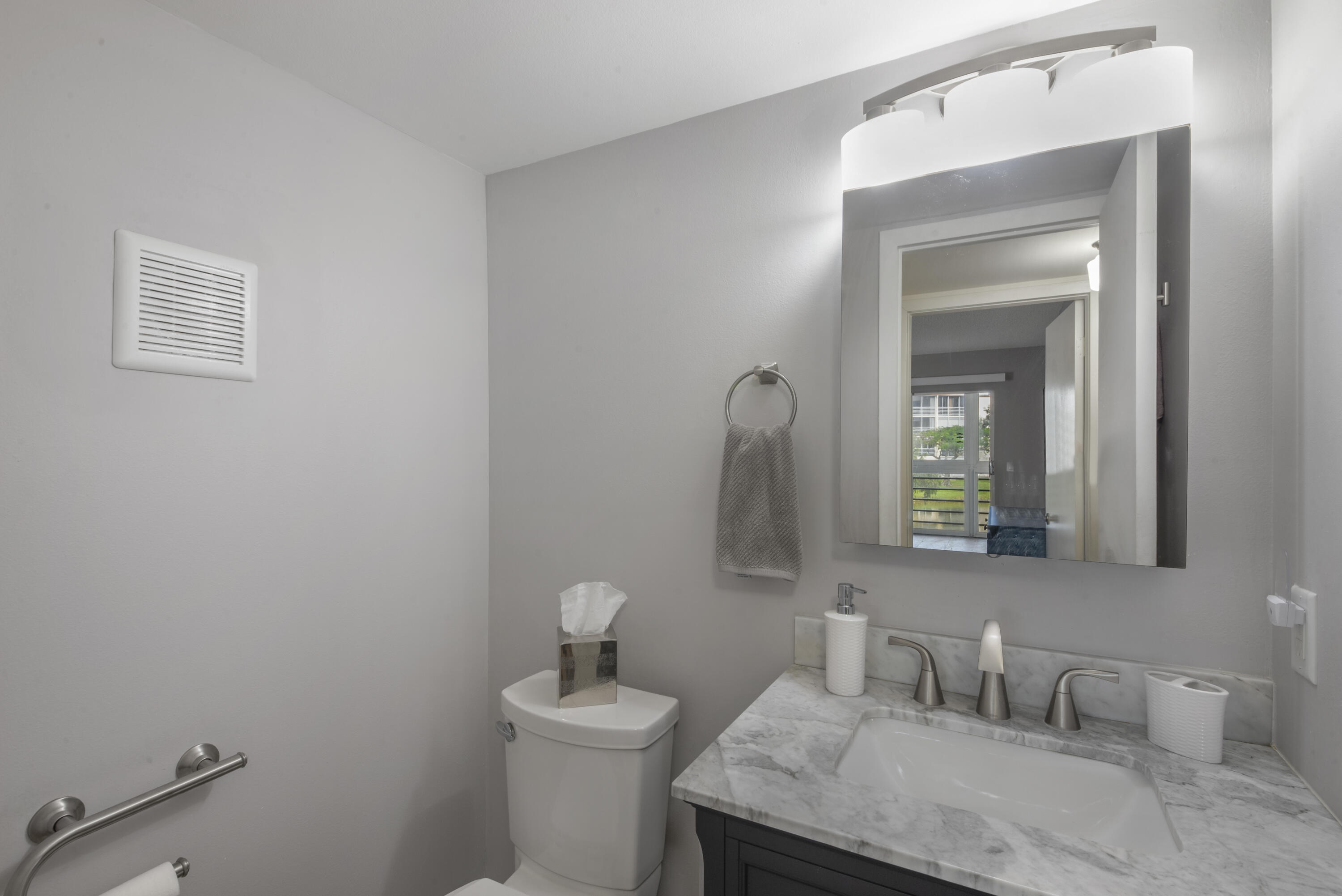 2043 Guildford C, Boca Raton