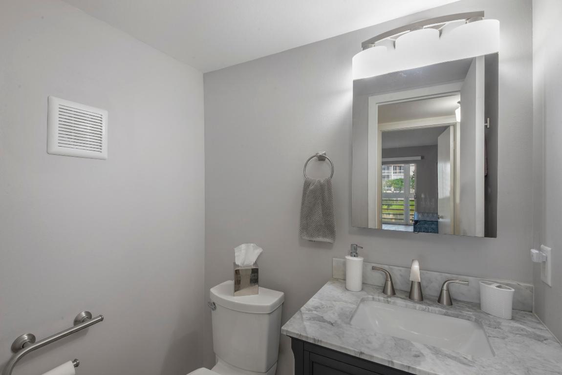 2043 Guildford C, Boca Raton