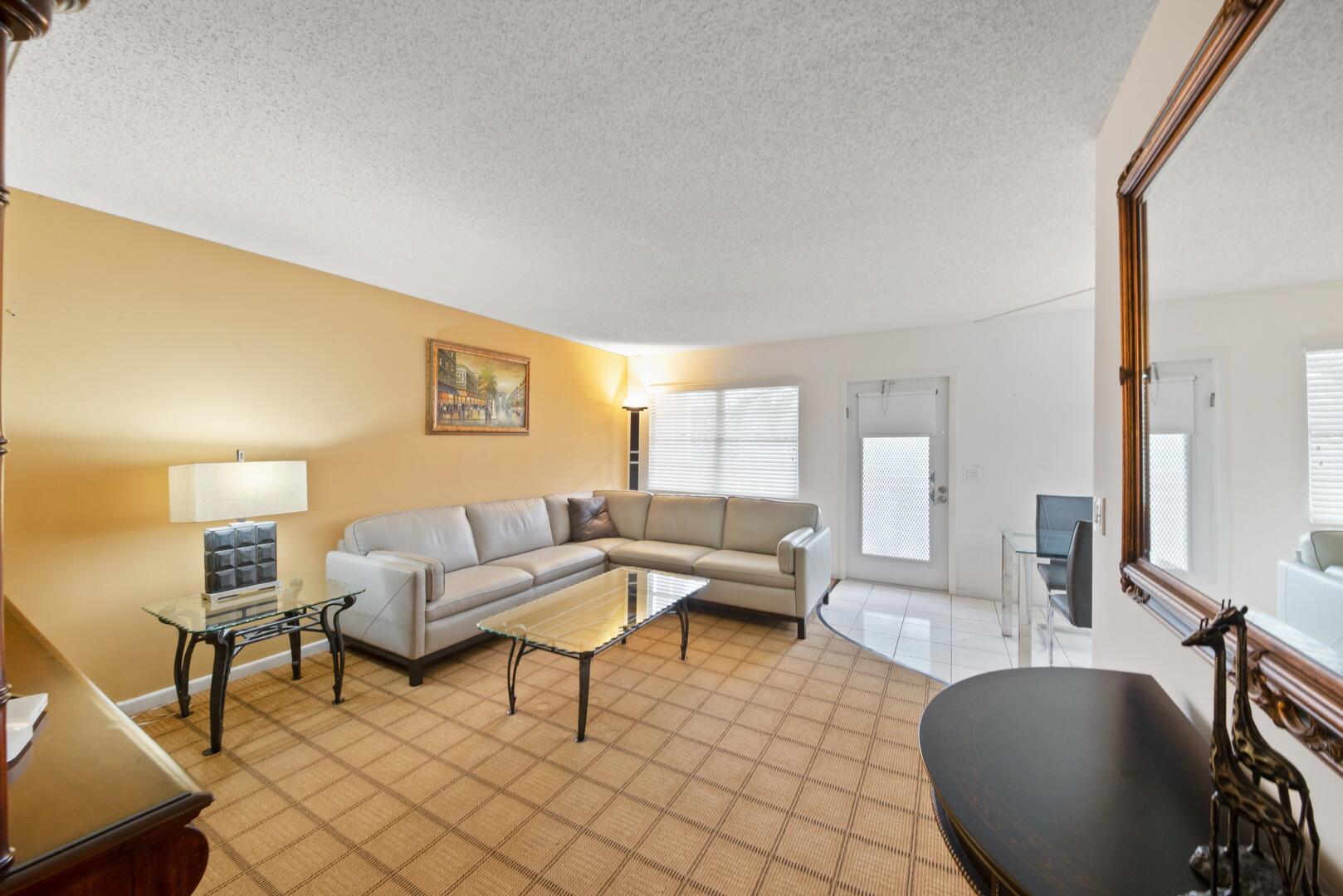 2043 Guildford C, Boca Raton