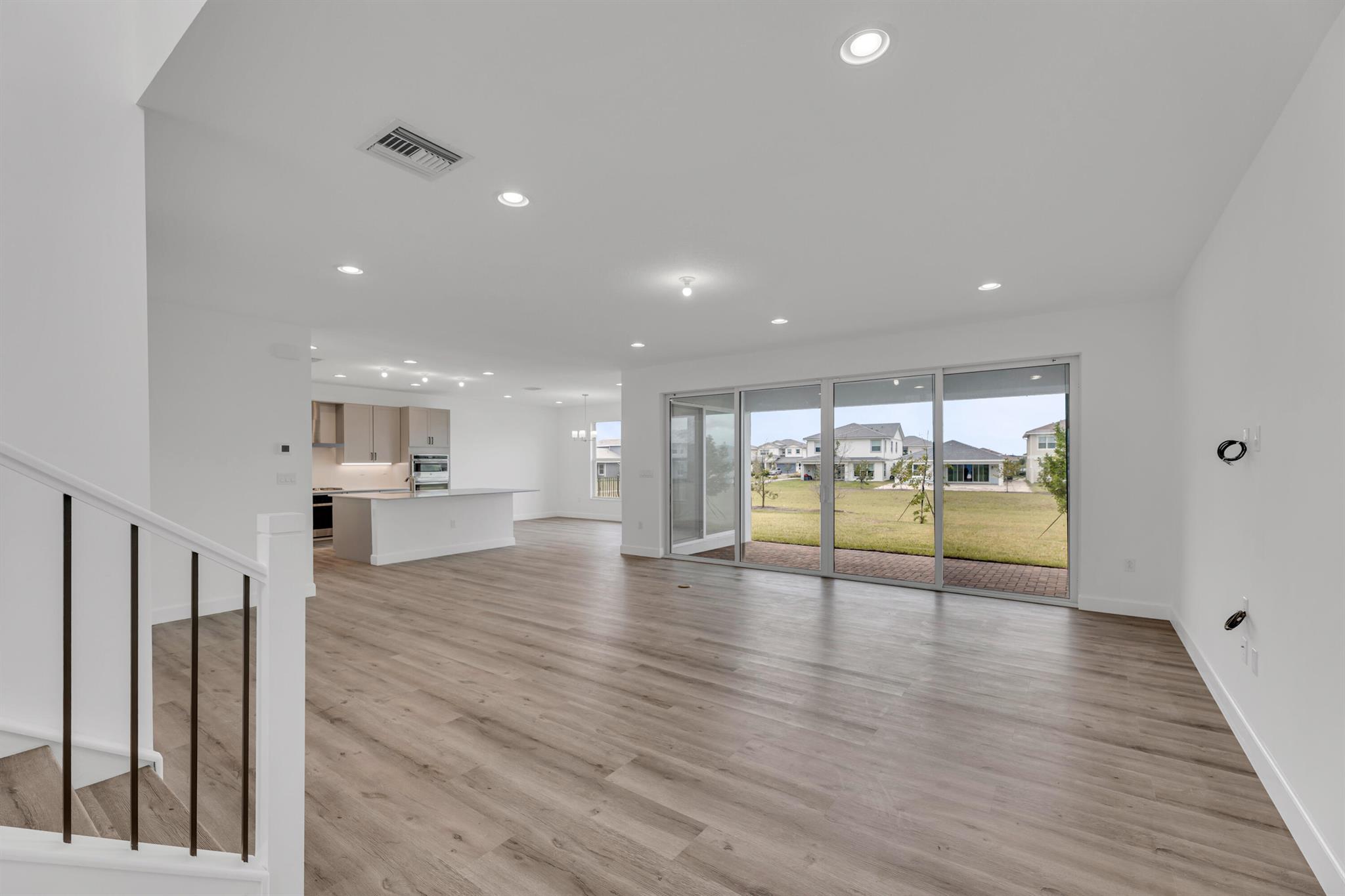 1407 Thistle Place