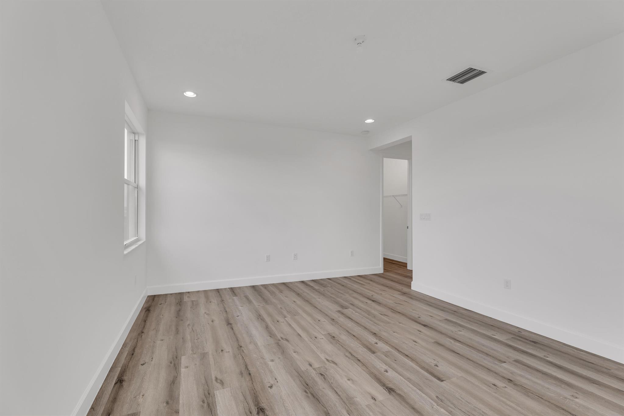 1407 Thistle Place