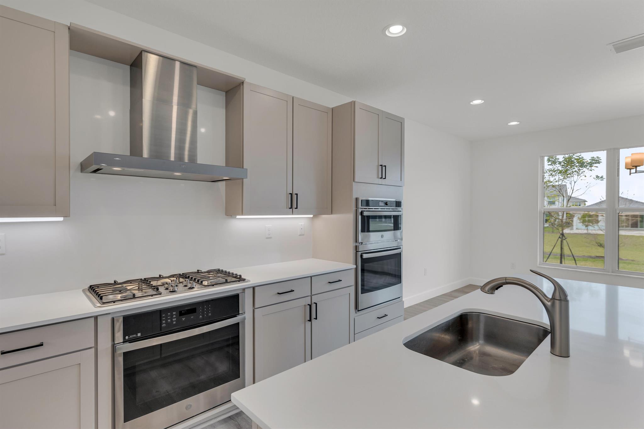 1407 Thistle Place