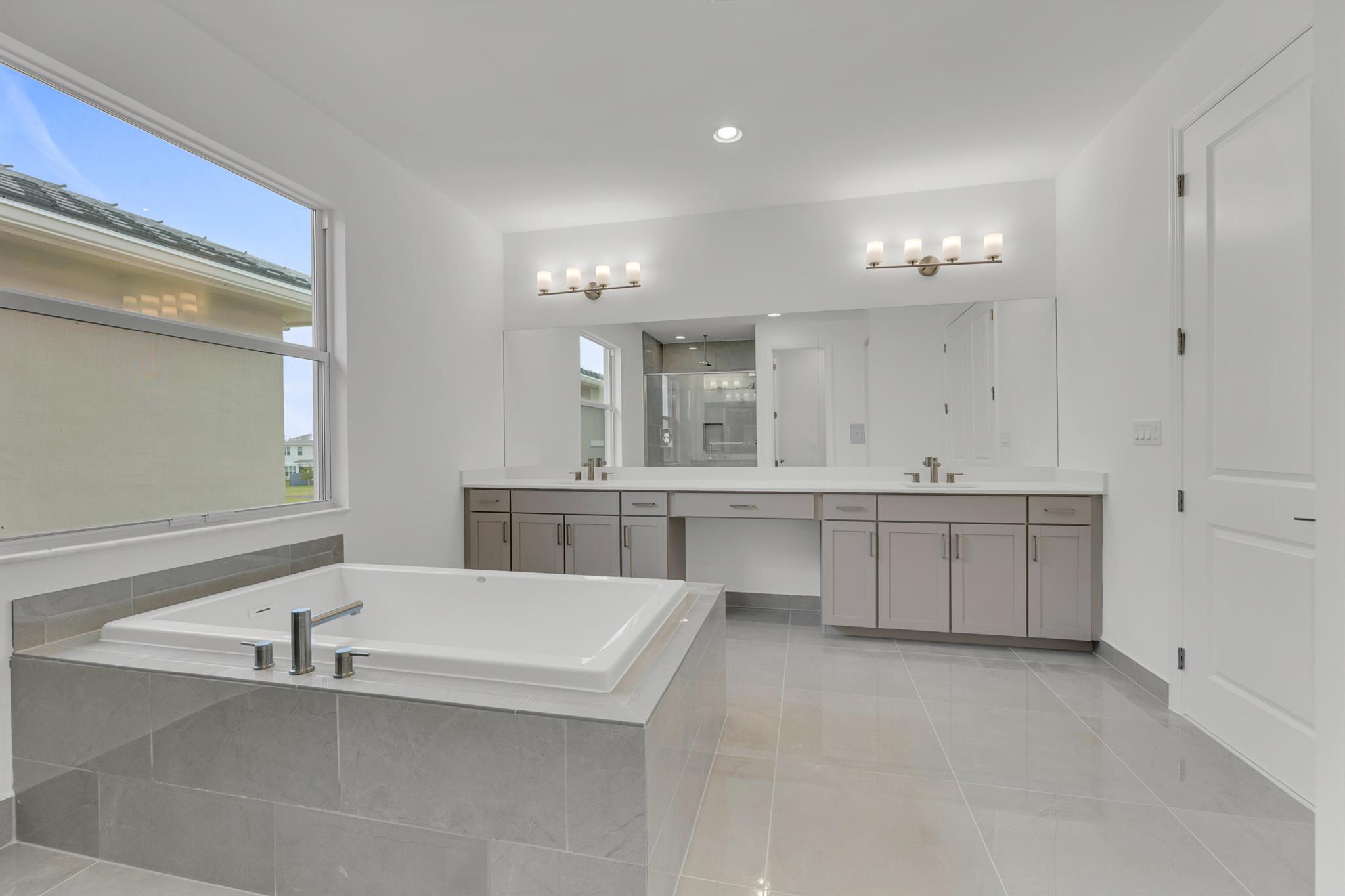 1407 Thistle Place