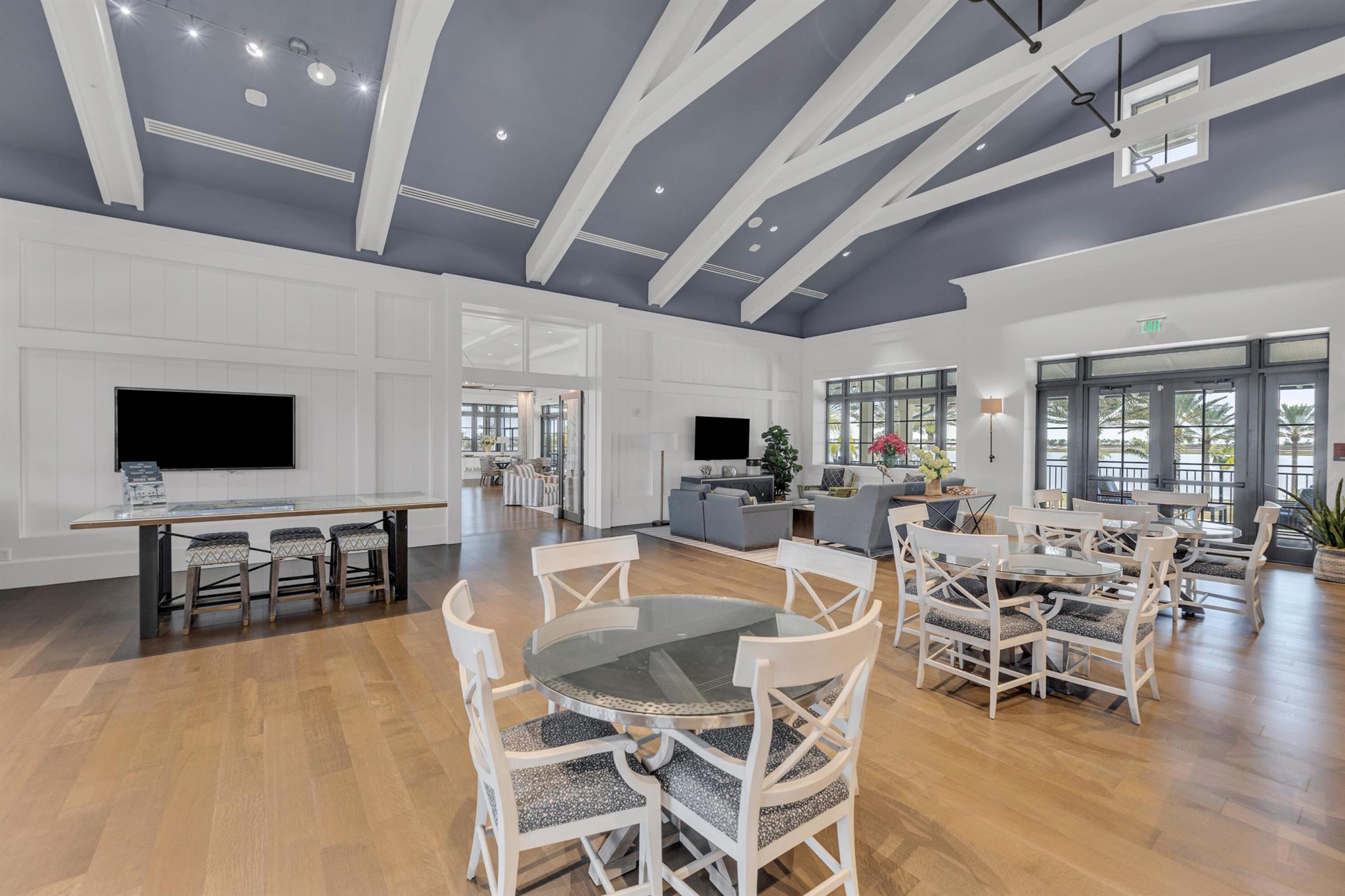 1407 Thistle Place