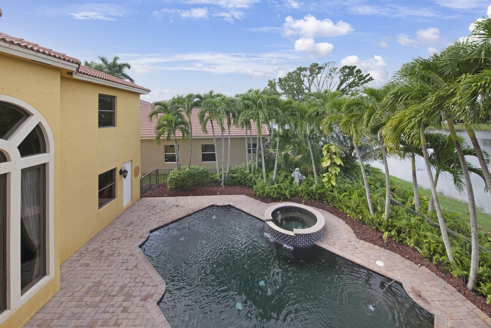 8815 Club Estates Way, Lake Worth