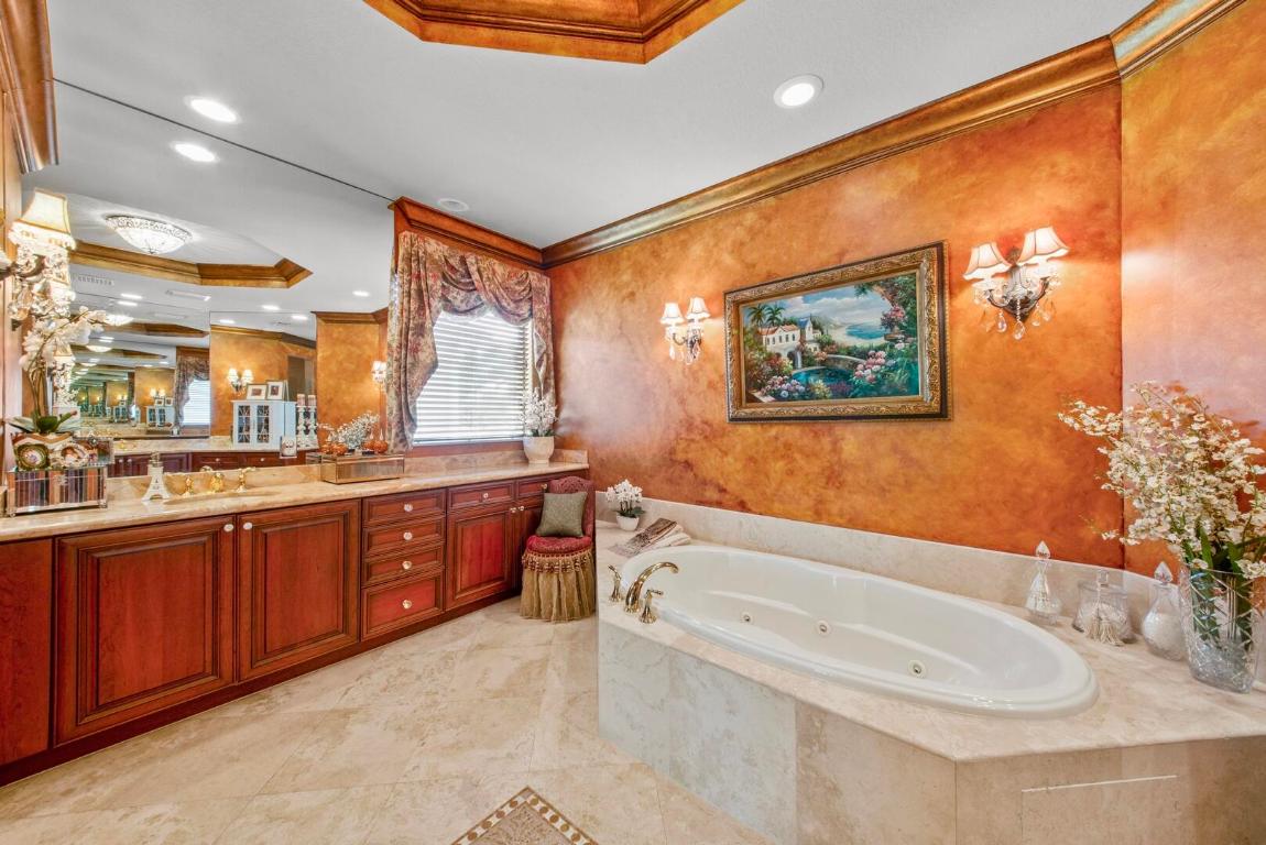 8815 Club Estates Way, Lake Worth