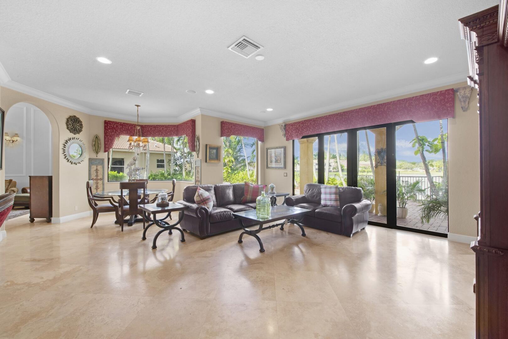 8815 Club Estates Way, Lake Worth