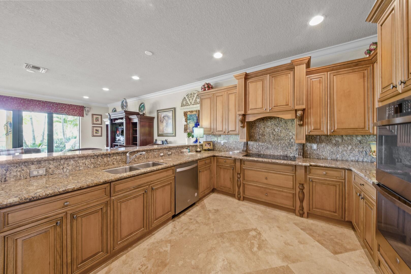 8815 Club Estates Way, Lake Worth