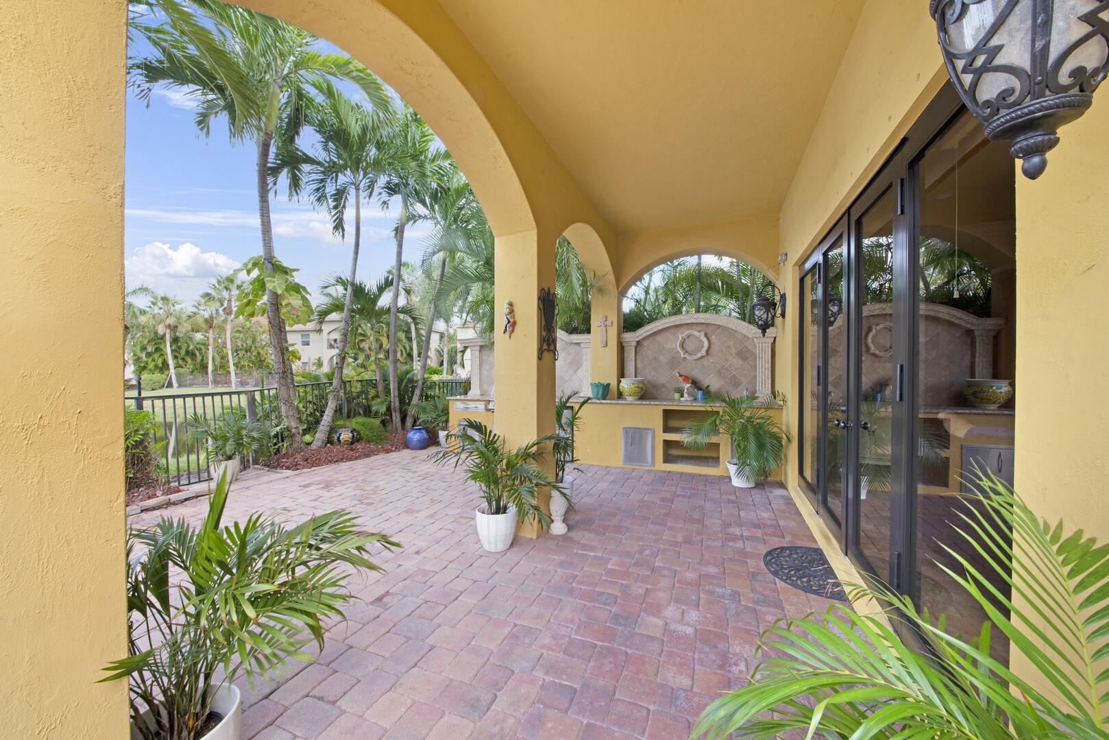 8815 Club Estates Way, Lake Worth