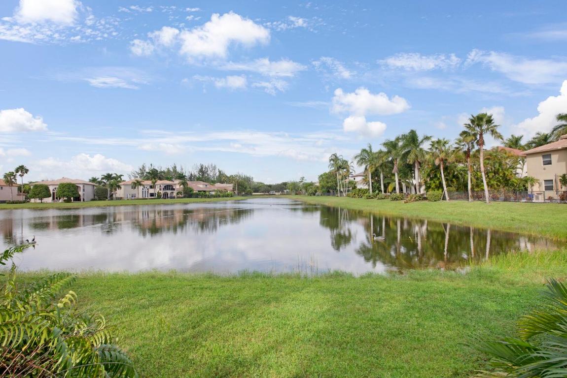 8815 Club Estates Way, Lake Worth