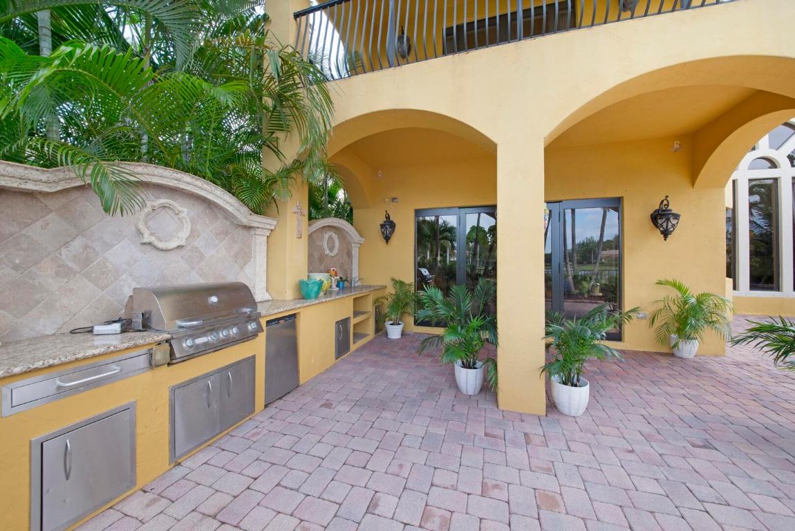 8815 Club Estates Way, Lake Worth